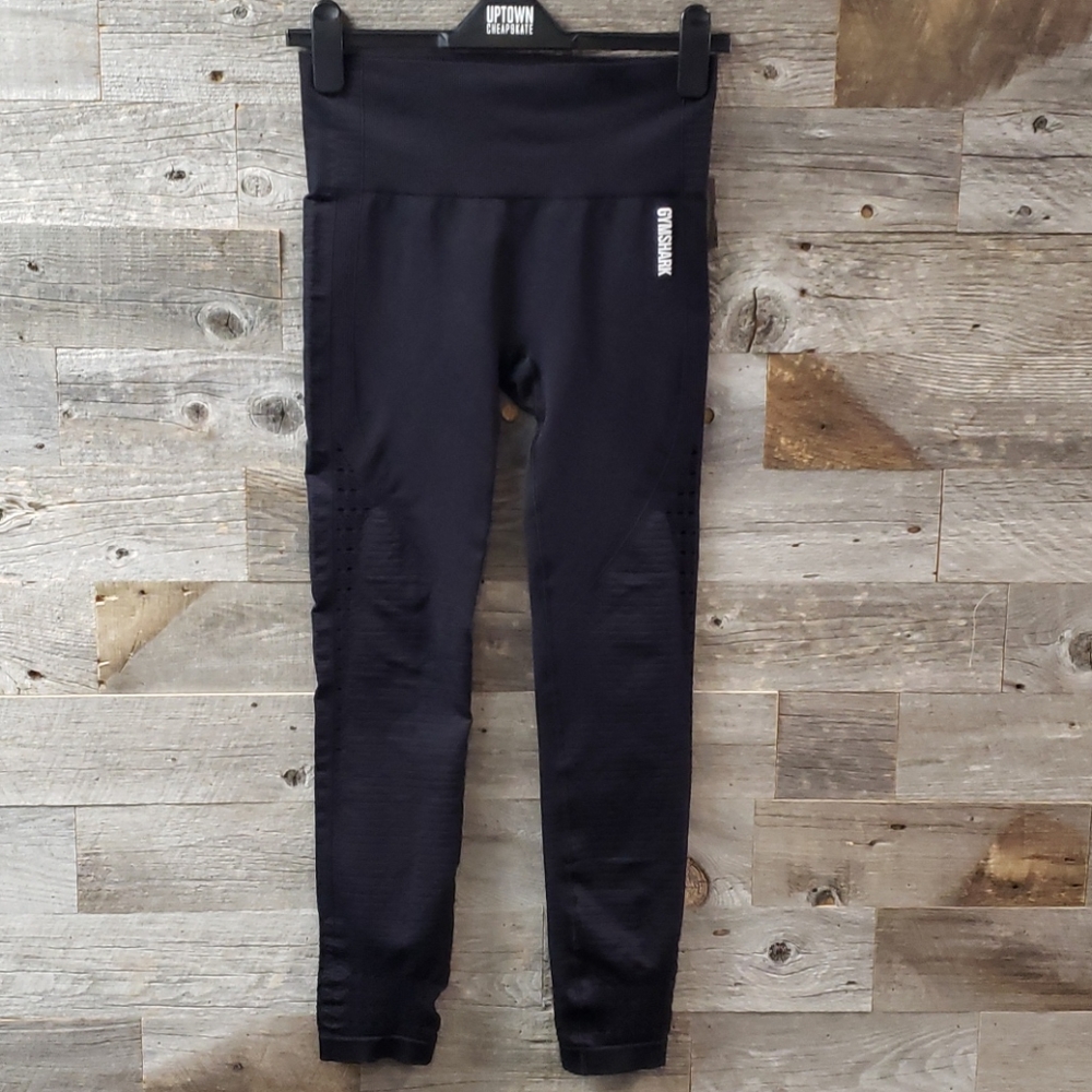 Gym Shark black exercise leggings